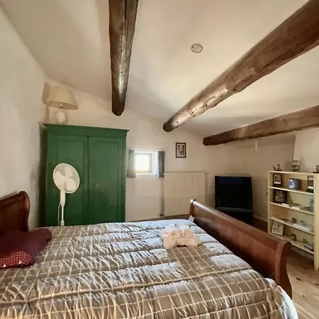 L'uzetienne- Large With Pond And Patio! 別荘 *