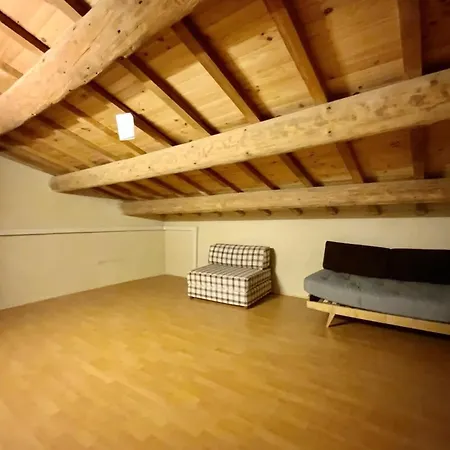 L'uzetienne- Large With Pond And Patio! 別荘