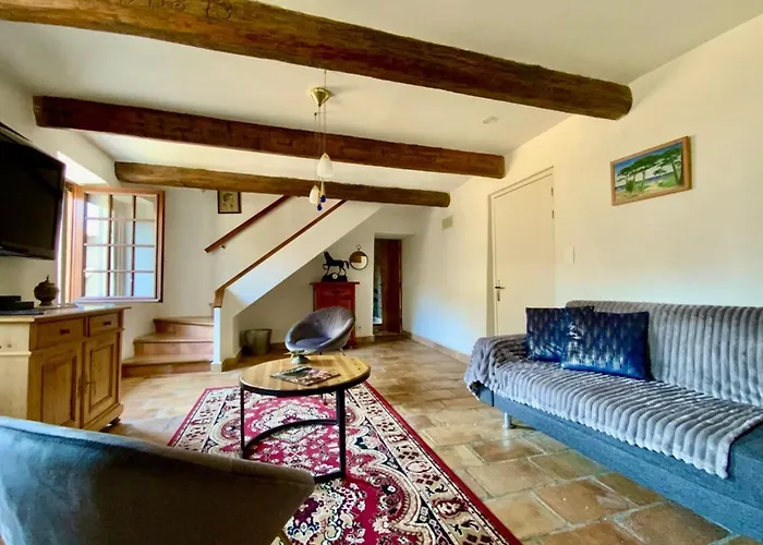 L'uzetienne- Large With Pond And Patio! بيت للعطل Pouzilhac