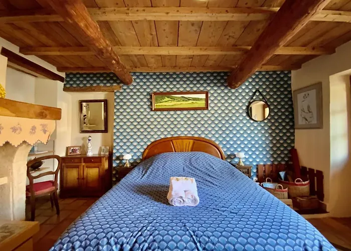 L'uzetienne- Large With Pond And Patio! بيت للعطل Pouzilhac